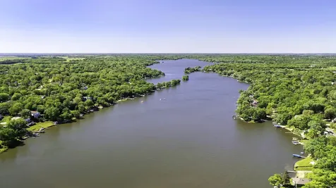 2276 Redwood Trail Wonder Lake IL 60097