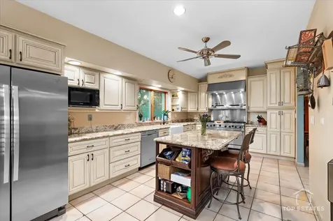 2 Marberry Drive Prospect Heights IL 60070