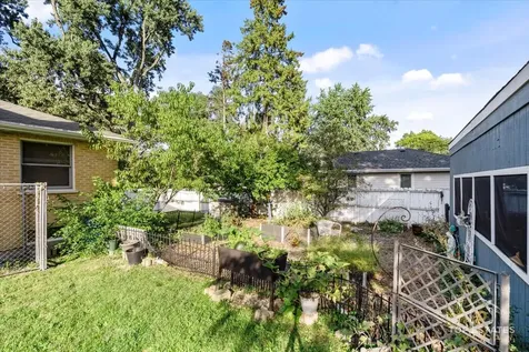 2 Marberry Drive Prospect Heights IL 60070