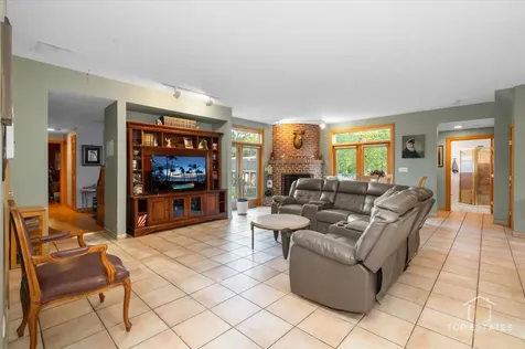 2 Marberry Drive Prospect Heights IL 60070