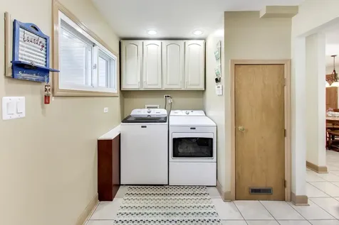 2825 Eisenhower Drive Des Plaines IL 60018