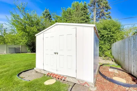 2825 Eisenhower Drive Des Plaines IL 60018