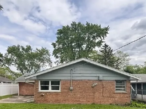 3104 Hopkins Street Steger IL 60475