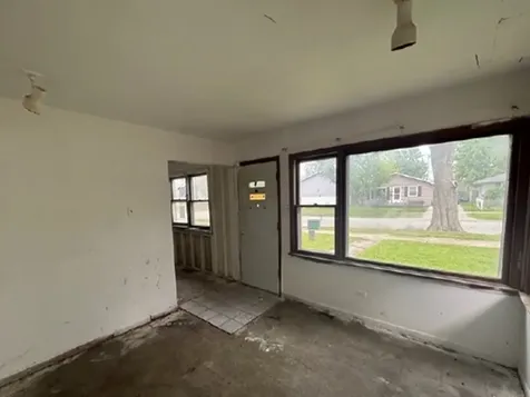 3104 Hopkins Street Steger IL 60475