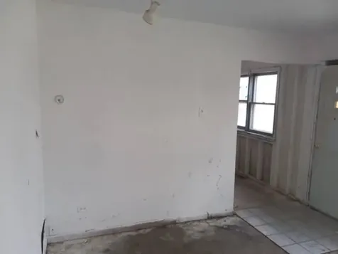 3104 Hopkins Street Steger IL 60475
