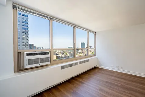 3950 North Lake Shore Drive Chicago IL 60613