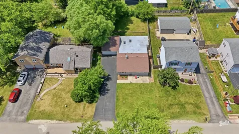 32988 North Meadow Road Grayslake IL 60030