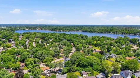 32988 North Meadow Road Grayslake IL 60030
