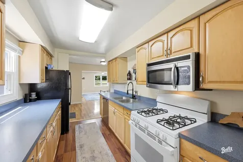 32988 North Meadow Road Grayslake IL 60030