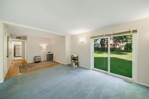 707 Glenshire Road Glenview IL 60025