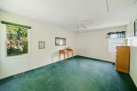 707 Glenshire Road Glenview IL 60025