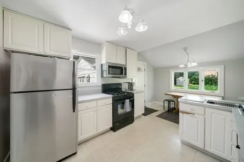 707 Glenshire Road Glenview IL 60025