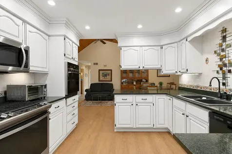 12N185 Muirhead Road Elgin IL 60123