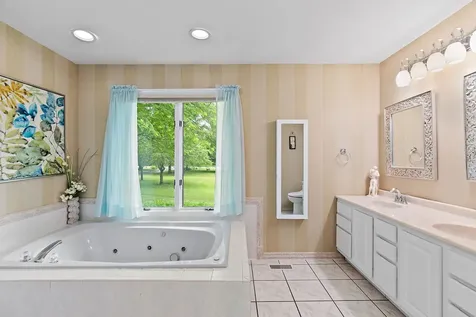 12N185 Muirhead Road Elgin IL 60123
