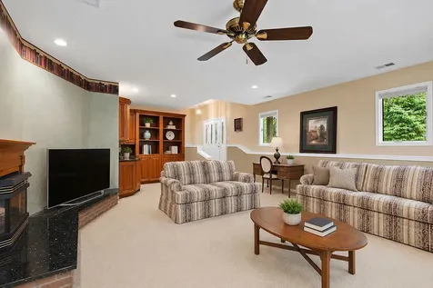 12N185 Muirhead Road Elgin IL 60123