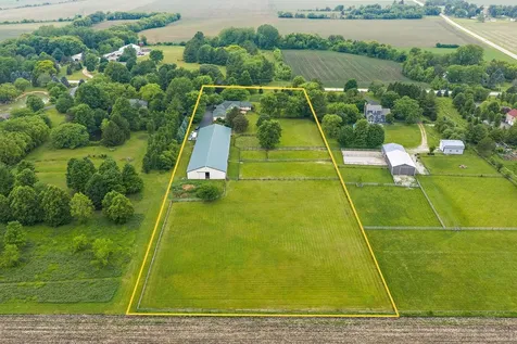 12N185 Muirhead Road Elgin IL 60123
