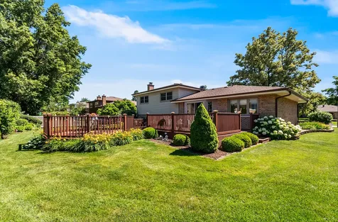 7706 Hayenga Lane Darien IL 60561
