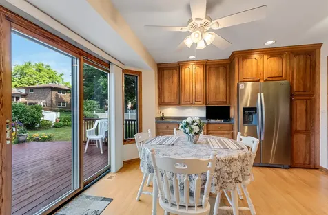 7706 Hayenga Lane Darien IL 60561