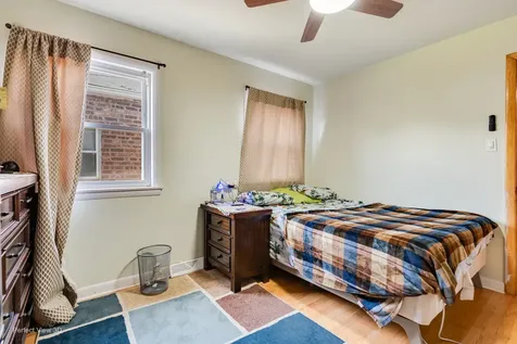 8745 South Euclid Avenue Chicago IL 60617