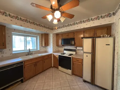 831 South Dwyer Avenue Arlington Heights IL 60005