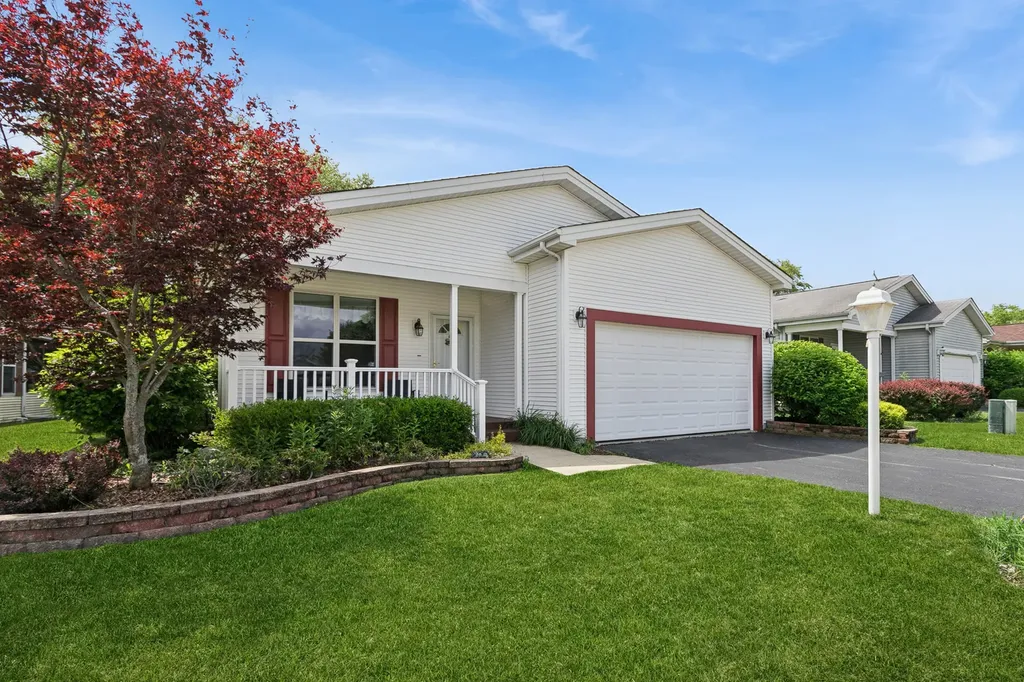 3819 Fox Hunt Way Grayslake IL 60030