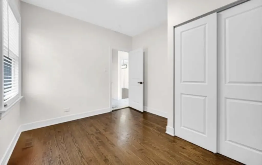 3010 North Nottingham Avenue Chicago IL 60634