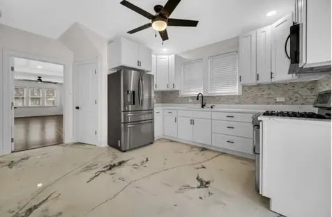 3010 North Nottingham Avenue Chicago IL 60634