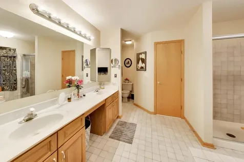 245 Southfield Drive Vernon Hills IL 60061