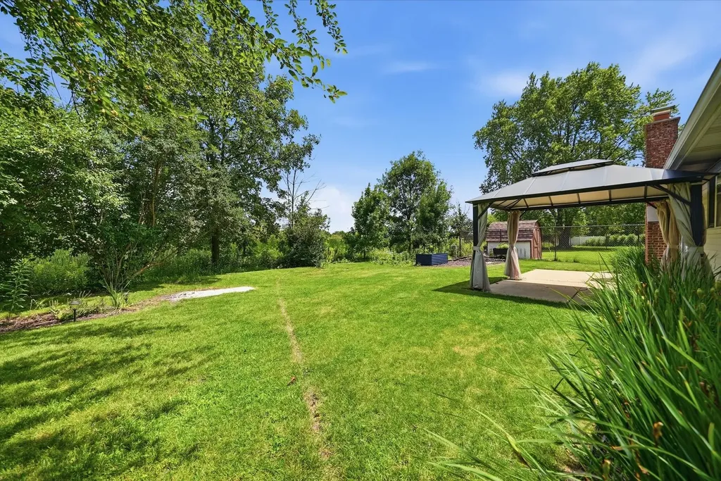 416 Ingleside Drive Bolingbrook IL 60490