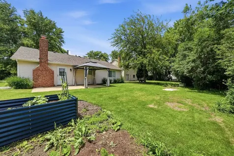 416 Ingleside Drive Bolingbrook IL 60490
