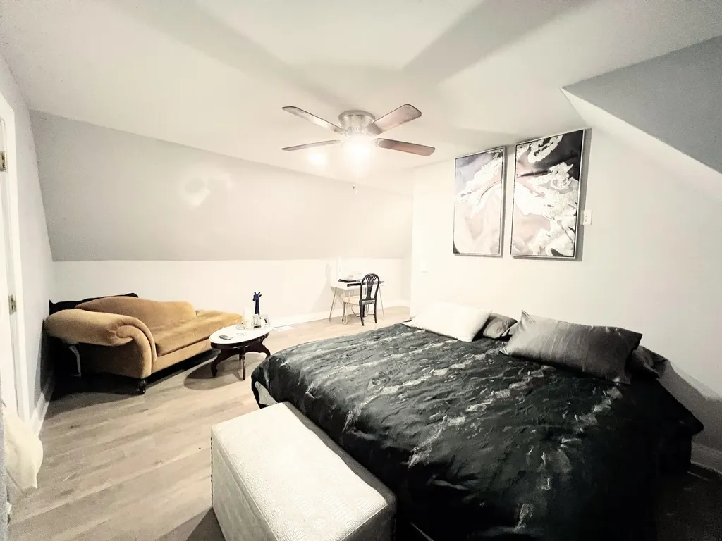 7714 South Marquette Avenue Chicago IL 60649