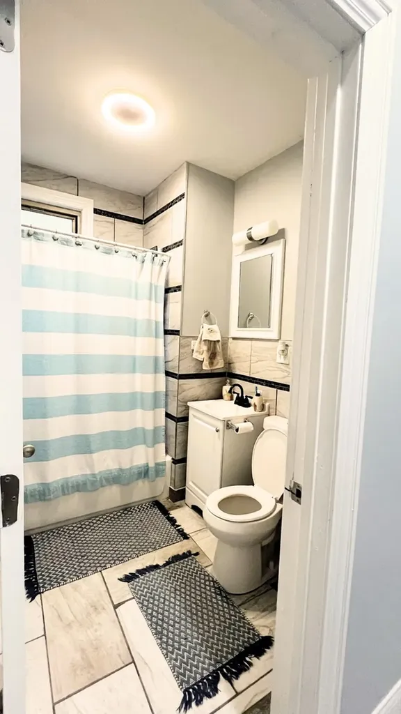 7714 South Marquette Avenue Chicago IL 60649