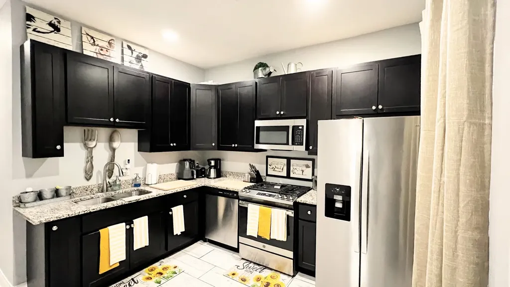 7714 South Marquette Avenue Chicago IL 60649