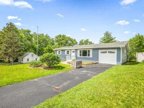 198 Winona Drive Machesney Park IL 61115