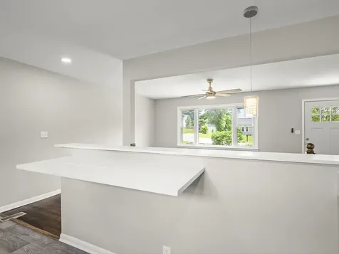 198 Winona Drive Machesney Park IL 61115