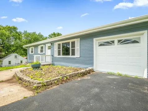 198 Winona Drive Machesney Park IL 61115