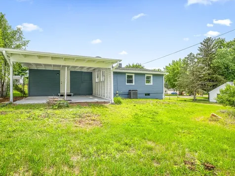 198 Winona Drive Machesney Park IL 61115