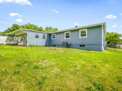 198 Winona Drive Machesney Park IL 61115