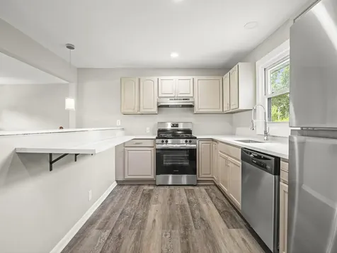 198 Winona Drive Machesney Park IL 61115