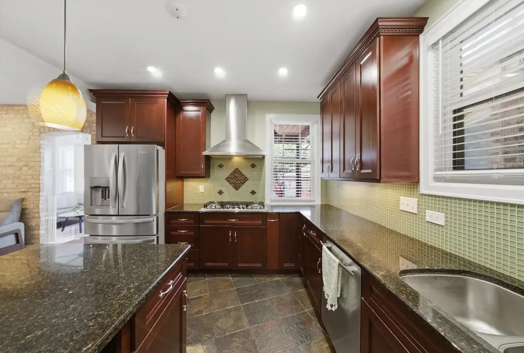 1755 North New England Avenue Chicago IL 60707