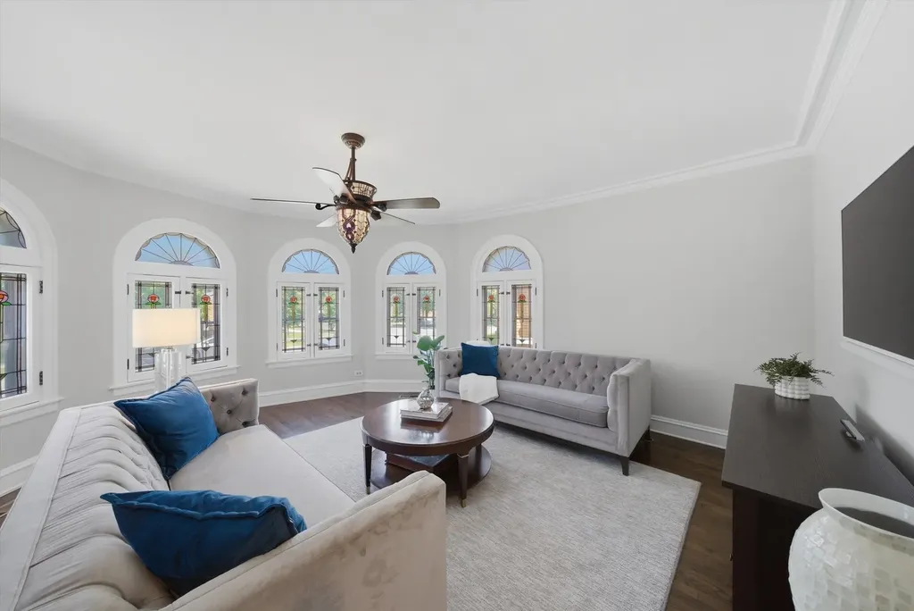 1755 North New England Avenue Chicago IL 60707