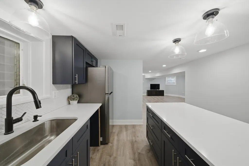 1755 North New England Avenue Chicago IL 60707