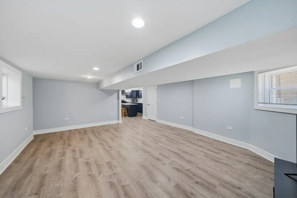 1755 North New England Avenue Chicago IL 60707