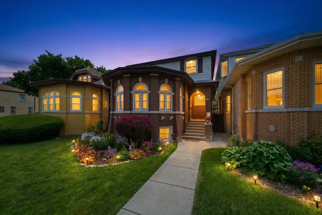 1755 North New England Avenue Chicago IL 60707