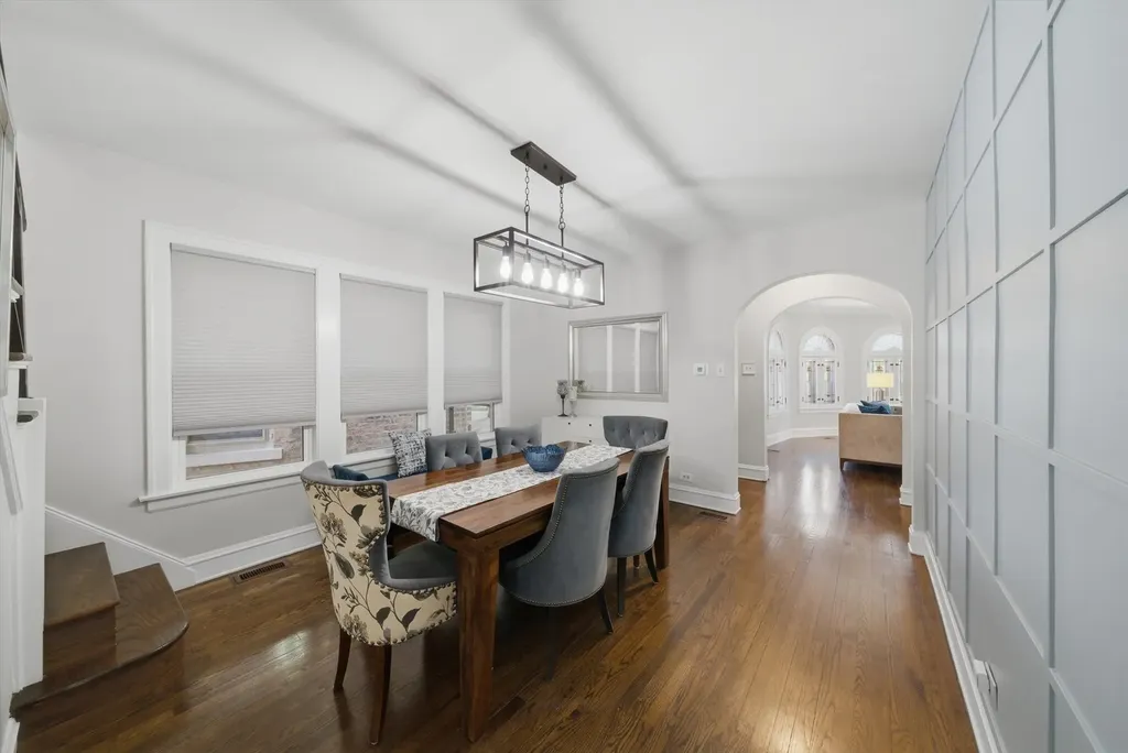 1755 North New England Avenue Chicago IL 60707