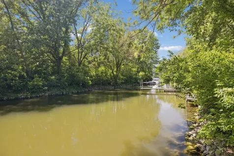 1598 Lake Holiday Drive Lake Holiday IL 60548
