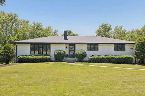 1598 Lake Holiday Drive Lake Holiday IL 60548