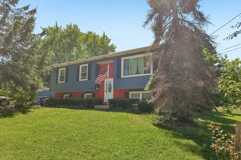 1938 North Jackson Street Waukegan IL 60087