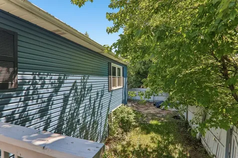 1938 North Jackson Street Waukegan IL 60087