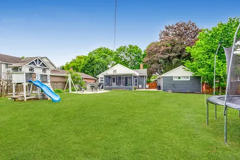 213 North Emerson Street Mount Prospect IL 60056